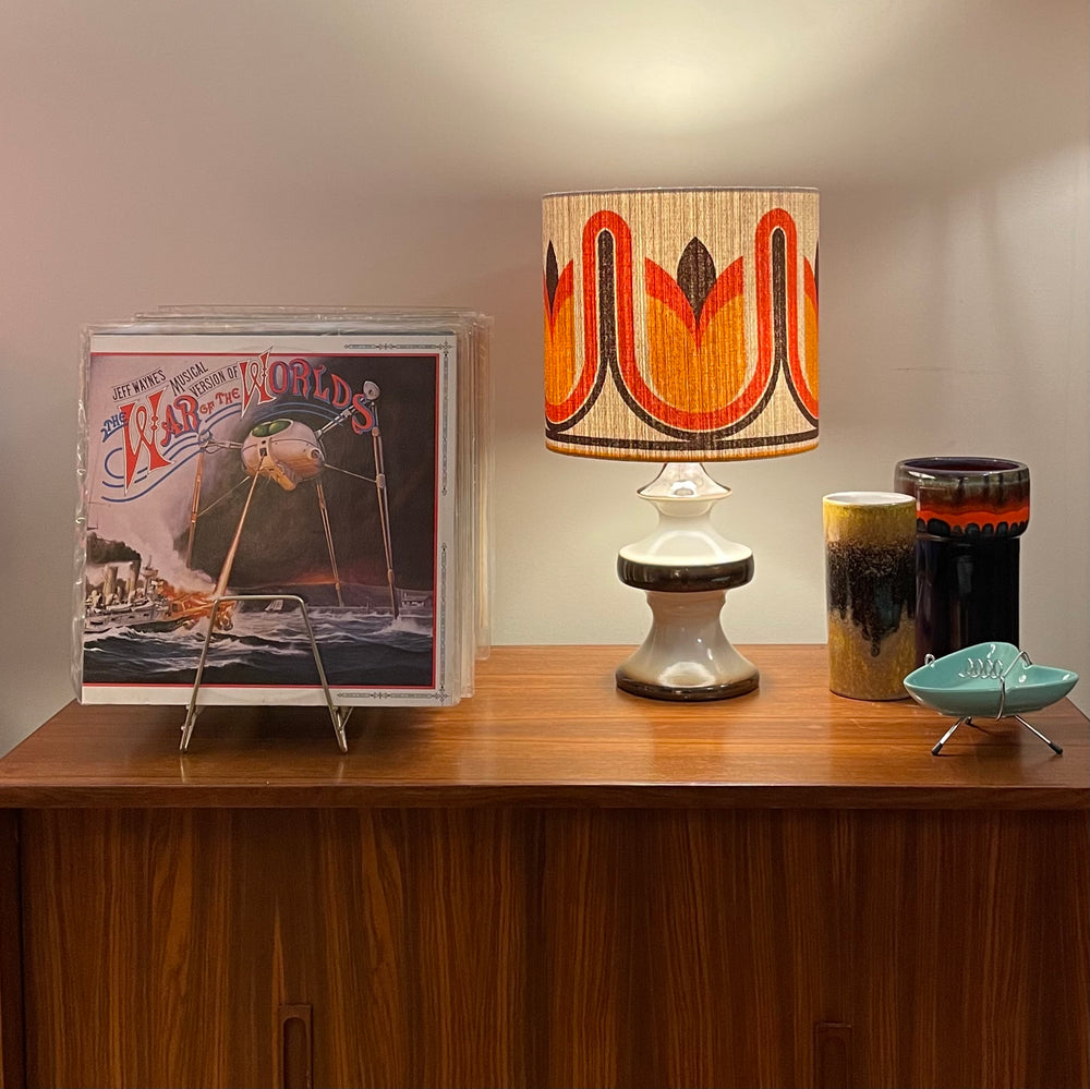 
                  
                    Tulip Lampshade & Vintage Lampshade
                  
                